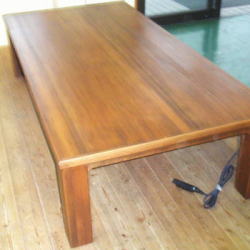 �O�d���鎭�s�̵��ް�Ƌ�E���ް���݂�calmfurniture�ߓ��Ƌ�z���C�ނ̃I�[�_�[�_�C�j���O�e�[�u��